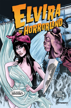 Paperback Elvira in Horrorland Book