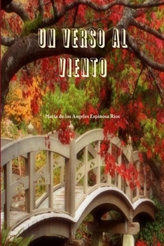 Paperback Un verso al viento [Spanish] Book