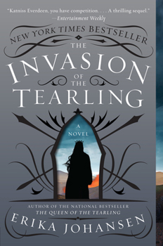 Paperback The Invasion of the Tearling Book