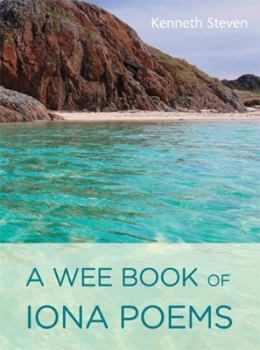 Paperback A Wee Book of Iona Poems Book