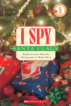 Paperback I Spy Santa Claus (Scholastic Reader, Level 1) Book
