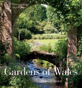 Hardcover The Gardens of Wales Book