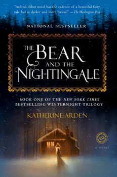 Paperback The Bear and the Nightingale Book