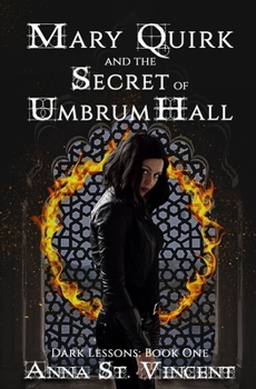 Paperback Mary Quirk and the Secret of Umbrum Hall Book