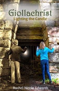 Paperback Giollachr?st_ Lighting the Candle Book
