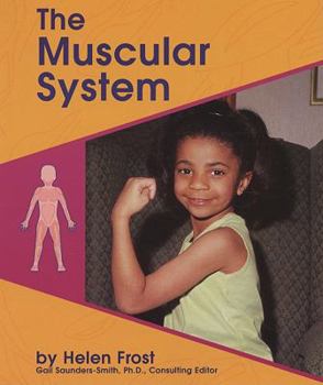 Paperback The Muscular System (Human Body Systems) Book