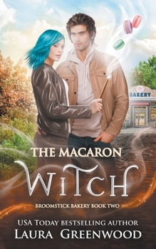 Paperback The Macaron Witch Book