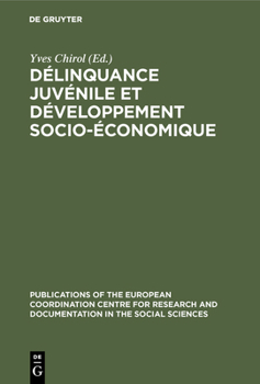 Hardcover Délinquance juvénile et développement socio-économique [French] Book