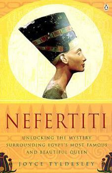 Paperback Nefertiti: Egypt's Sun Queen Book