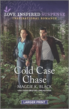 Mass Market Paperback Cold Case Chase [Large Print] Book