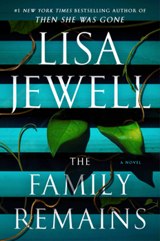 Paperback The Family Remains [Large Print] Book