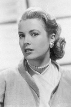 Paperback Grace Kelly notebook - achieve your goals, perfect 120 lined pages #3 Book