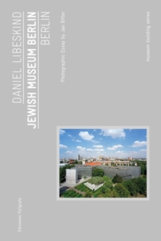 Paperback Daniel Libeskind: Jewish Museum Berlin Book