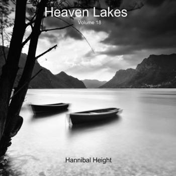 Paperback Heaven Lakes - Volume 18 Book