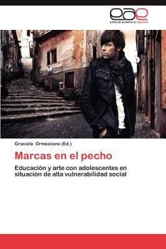 Paperback Marcas En El Pecho [Spanish] Book