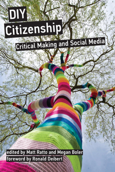 Paperback DIY Citizenship: Critical Making and Social Media Book