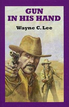 Hardcover Gun in His Hand [Large Print] Book