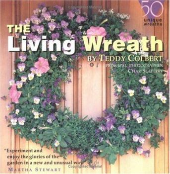 Paperback The Living Wreath Book