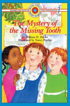 Paperback The Mystery of the Missing Tooth: Level 1 Book