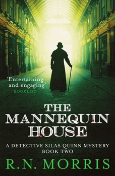 Paperback The Mannequin House (Detective Silas Quinn Mysteries) Book