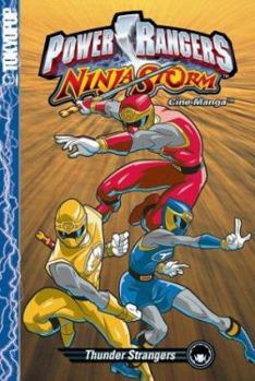 Paperback Power Rangers: Ninja Storm Volume 3: Thunder Strangers Book