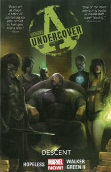 Paperback Avengers Undercover, Volume 1: Descent Book