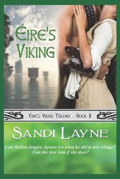 Paperback Éire's Viking Book