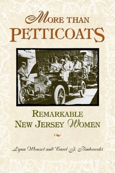Paperback Remarkable Texas Women Book