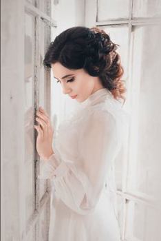 Paperback Duty of a Mail Order Bride: A collection of Frontier & Christian Romance Book