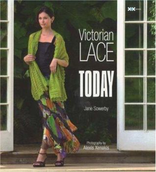 Paperback Victorian Lace Today Book