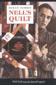 Paperback Nell's Quilt Book