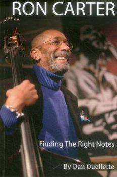 Paperback Finding the Right Notes Book