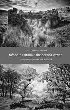 Paperback The Barking Waves / Tafann Na Dtonn Book