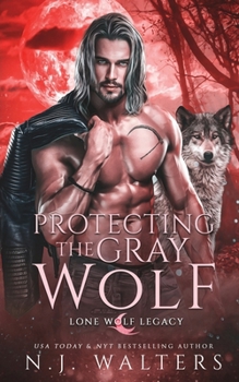Paperback Protecting the Gray Wolf Book