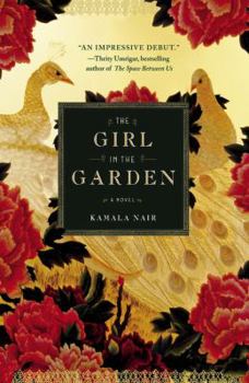 Paperback The Girl in the Garden Book