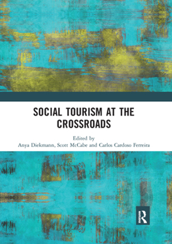 Paperback Social Tourism at the Crossroads Book