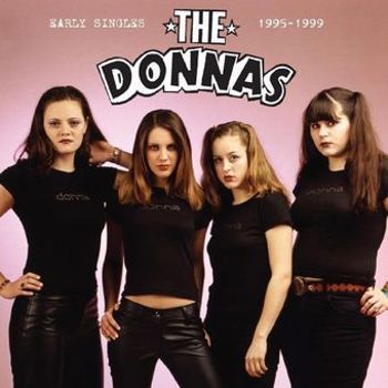 Music - CD Early Singles 1995 1999 Book