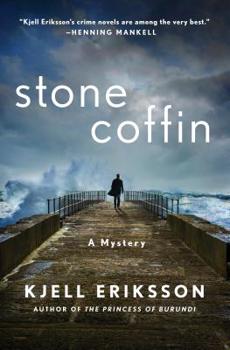Hardcover Stone Coffin: An Ann Lindell Mystery Book