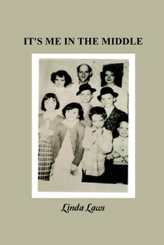 Paperback It's Me in the Middle Book