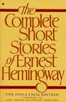 Paperback The Complete Short Stories of Ernest Hemingway Book