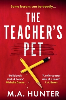 Paperback The Teacher's Pet [Large Print] Book