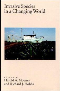 Hardcover Invasive Species in a Changing World Book