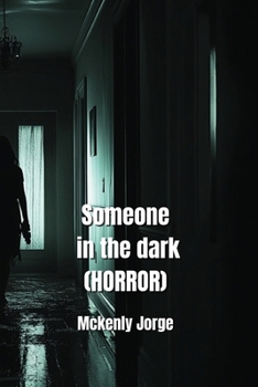 Paperback Someone in the dark (HORROR) Book