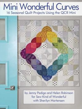 Paperback Mini Wonderful Curves: 16 Seasonal Quilt Projects Using the Qcr Mini Book