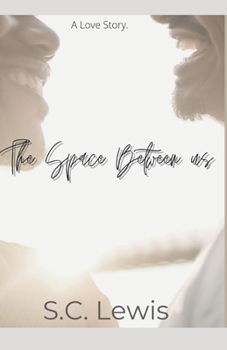 Paperback The Space between us Book