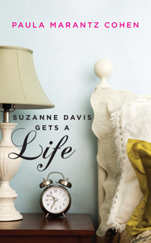 Paperback Suzanne Davis Gets a Life Book