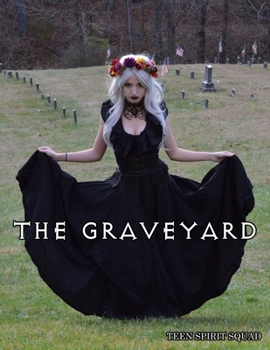 Paperback The Graveyard Book