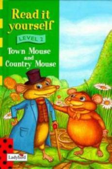 Hardcover Town Mouse and Country Mouse (New Read it Yourself) Book