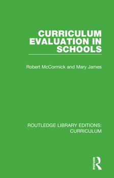 Paperback Curriculum Evaluation in Schools Book