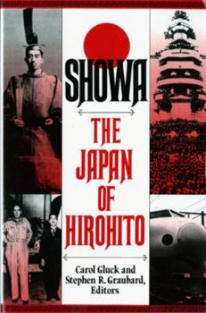Paperback Showa: The Japan of Hirohito Book
